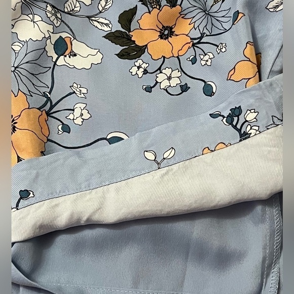 LINED floral pant, blue periwinkle. Zipper and button closure. Size 14. JCrew - Picture 7 of 7